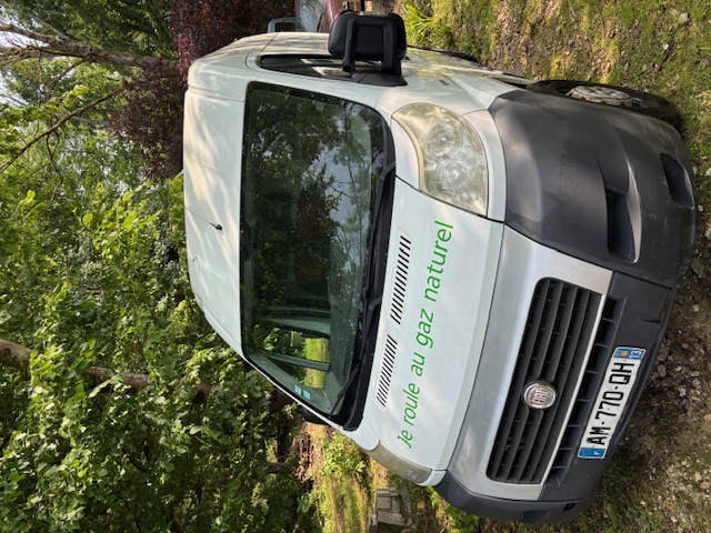 Fourgon fiat DUCATO double énergie gaz et essence